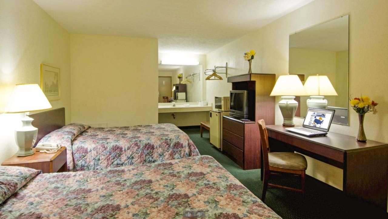 Economy Inn Express By Magnuson Worldwide Колумбус Экстерьер фото